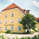 Gutsgasthof Stangl Отель 4*