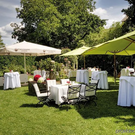 Gutsgasthof Stangl فندق