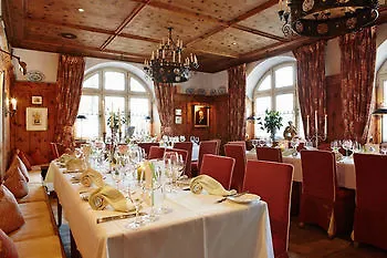 Gutsgasthof Stangl فندق