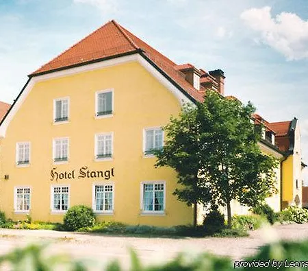 Gutsgasthof Stangl Hotel 4*